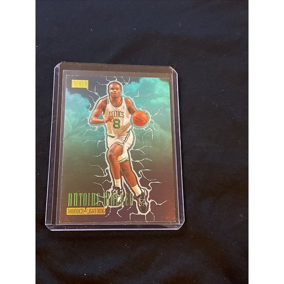 Antoine Walker 1997-98 Skybox Premium Thunder and Lightning #13TL rare